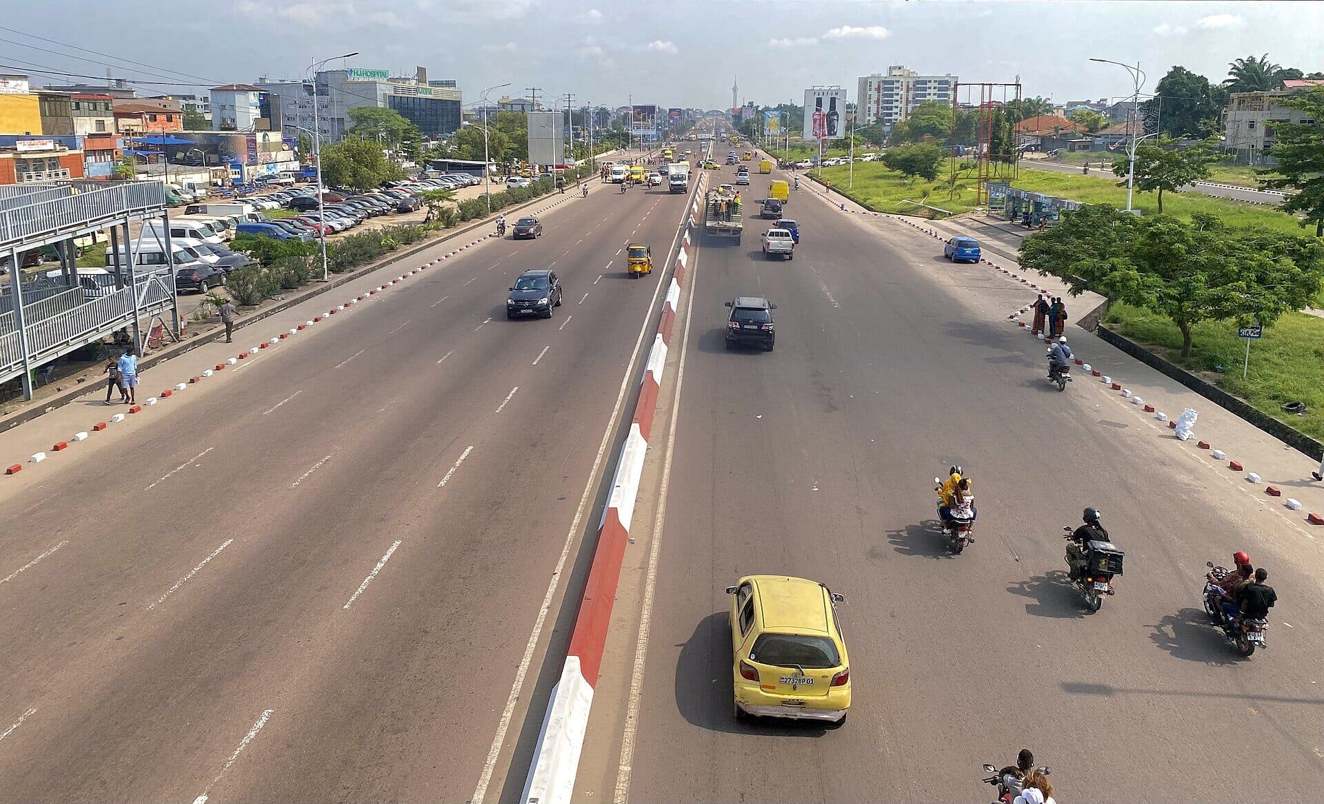 Boulevard Lumumba in Kinshasa, seen from above